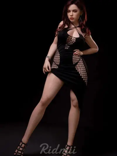 Lorena – 5’6″ | 168cm Sex doll