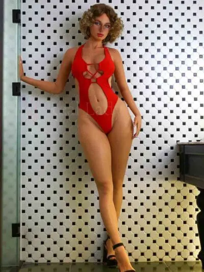 Carla – 5’6″ | 170cm Sex Doll