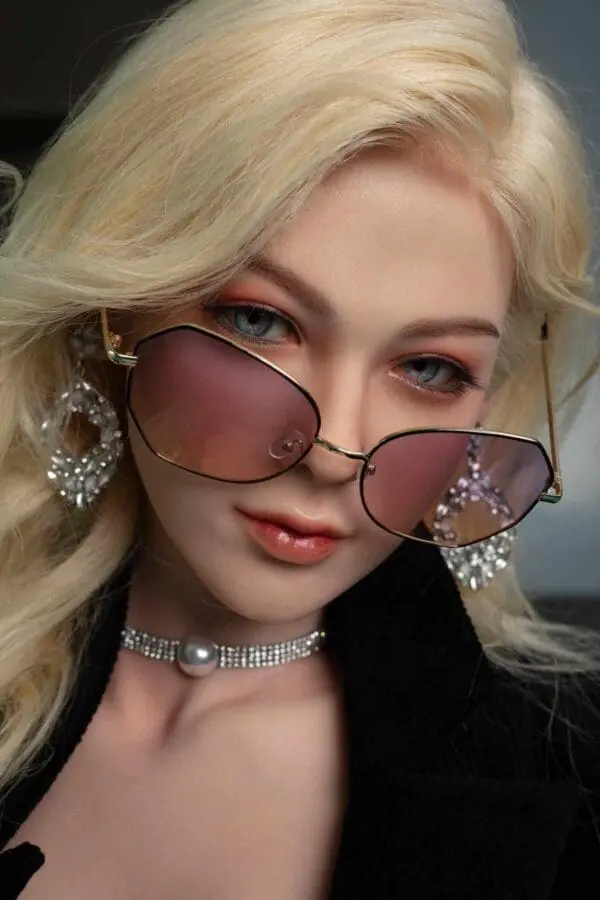 Lubby – 5’9″ | 174cm Sex Doll - Image 5