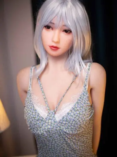 Roshana – 5’1″ | 158cm Sex Doll