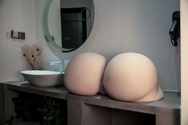 R3 Sex Doll - Image 9