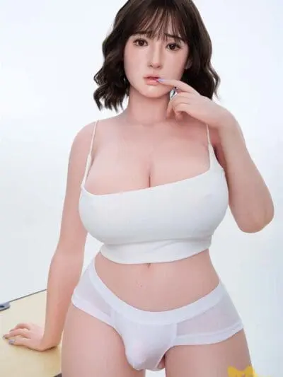 female sex doll with penis