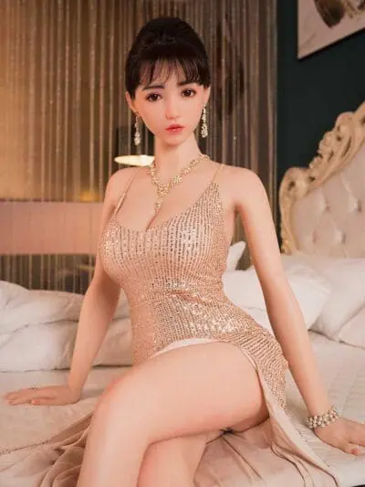 Rayna – 5’5″ | 166cm Sex Doll