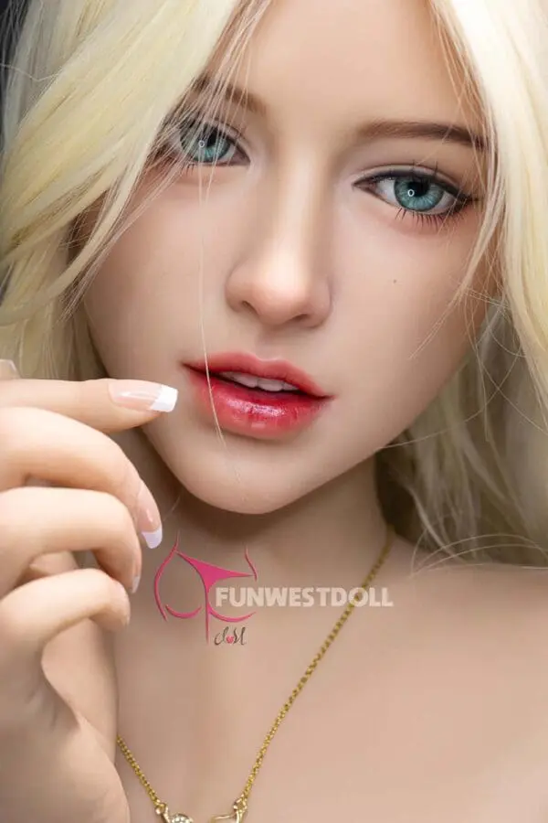 Chloe – 5’2″ | 157cm Sex Doll - Image 4