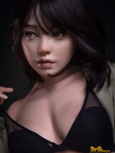Kelly – 5’4″ | 163cm Sex Doll