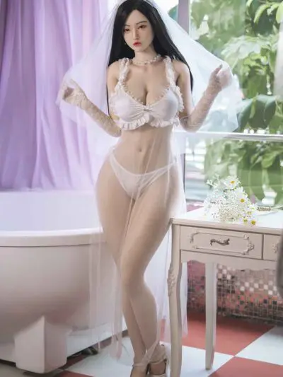 Yori – 5’5″ | 168cm Sex doll