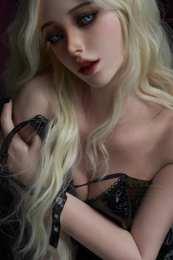 Mariana – 5’4″ | 164cm Sex Doll - Image 3