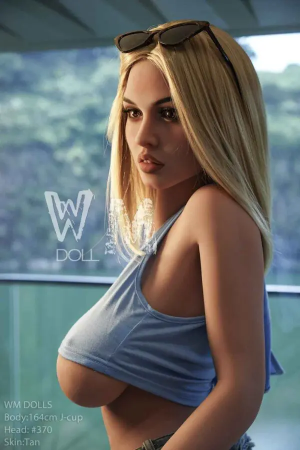 Lucy – 5’4″ | 164cm Sex Doll - Image 10