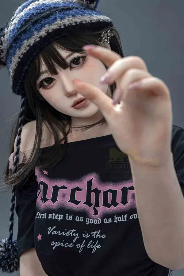 Daniella – 5’2″ | 158cm Sex Doll - Image 4