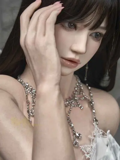 Tina – 5’2″ | 159cm Sex Doll
