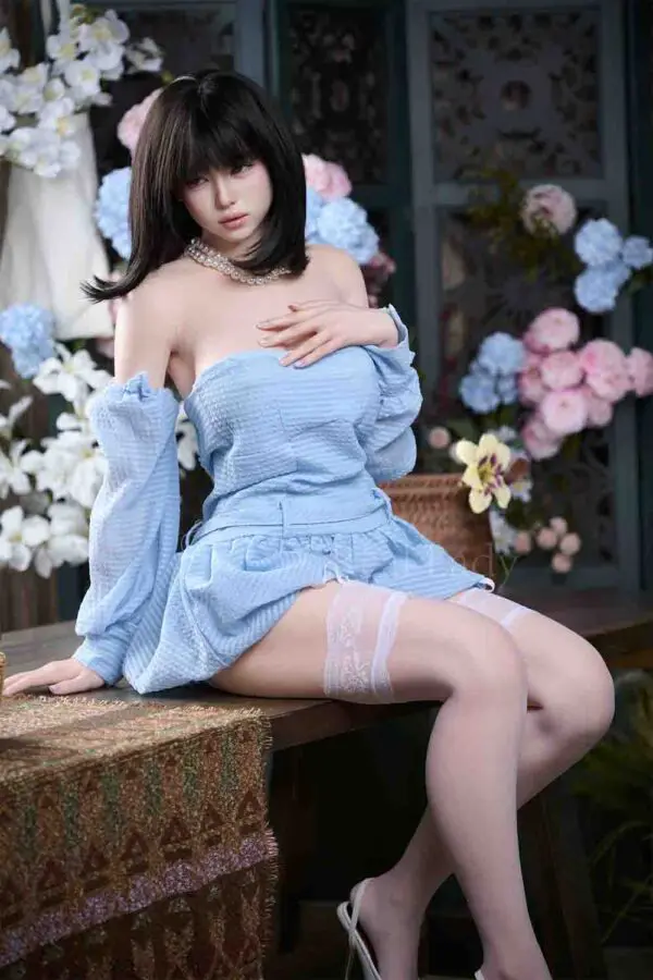 Robin – 4’11″ | 150cm Sex Doll - Image 2